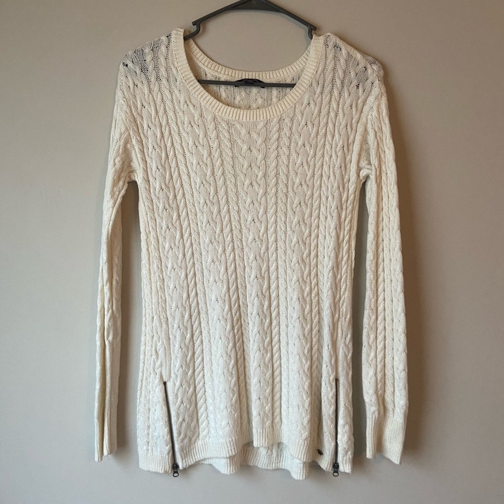 American Eagle Knit Sweater